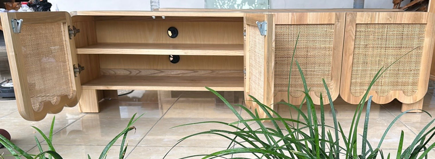 Swell Entertainment Unit