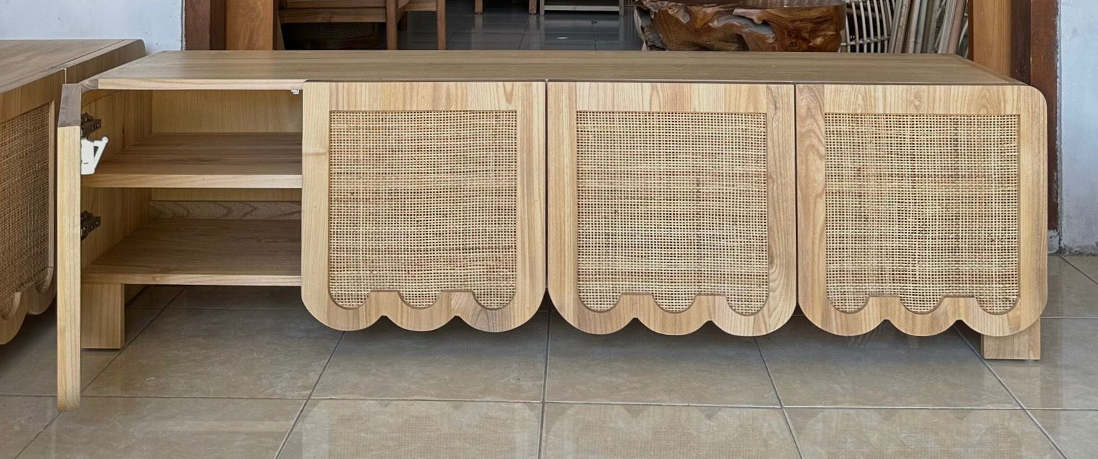 Swell Entertainment Unit