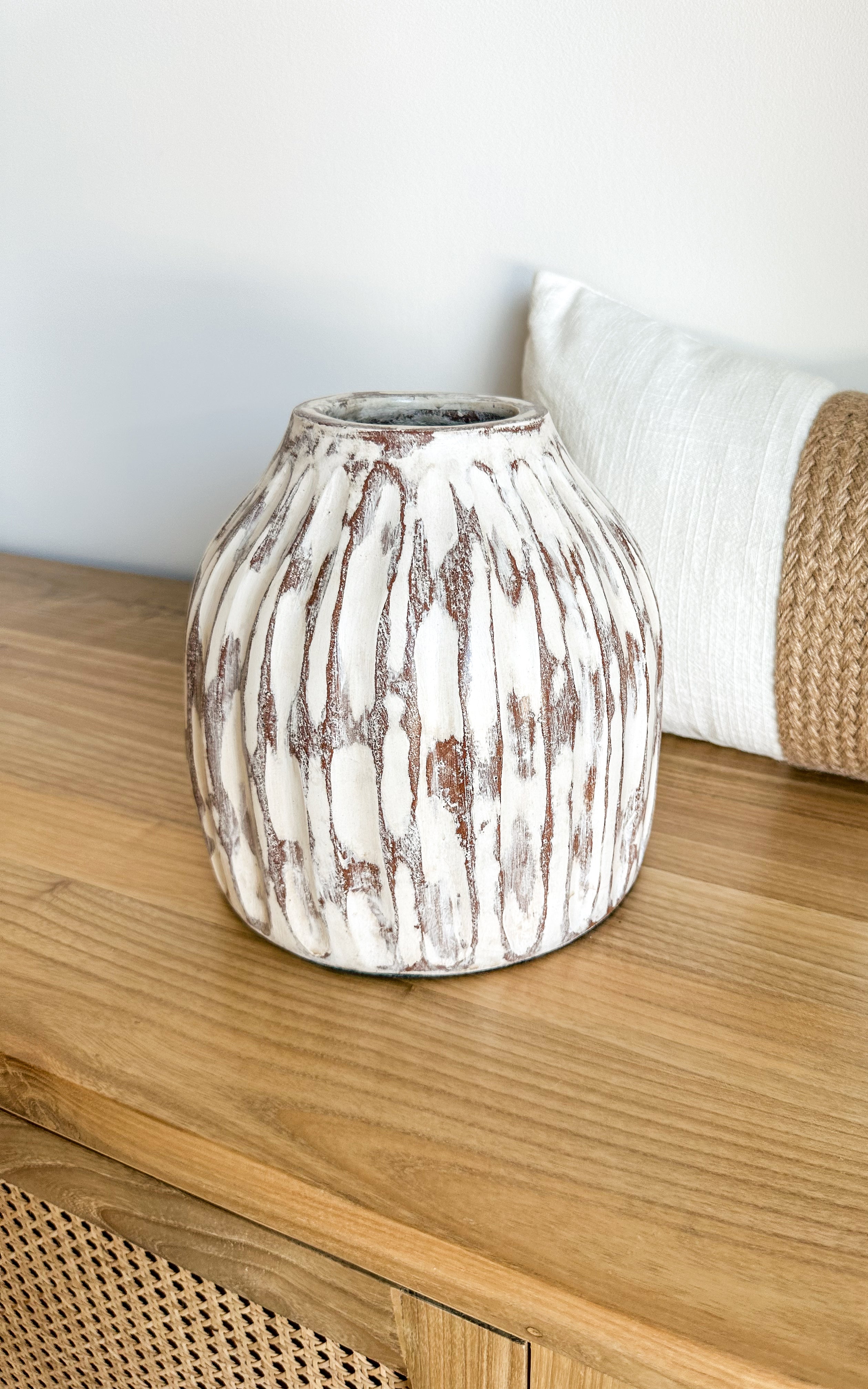 Inlet Vase