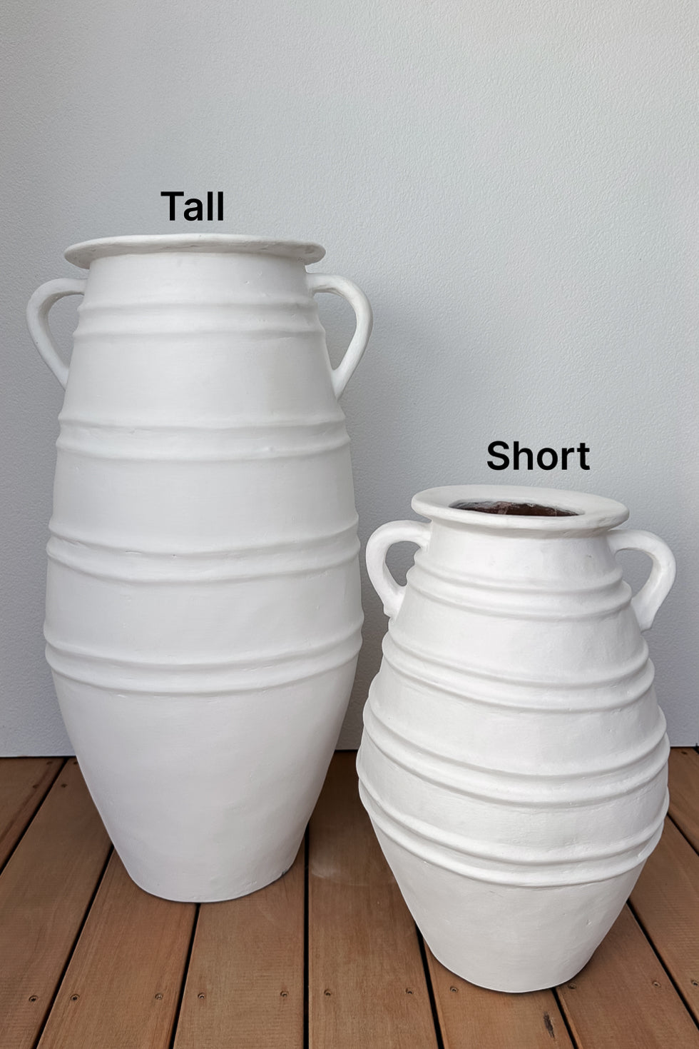 Short Ripple Floor Vase