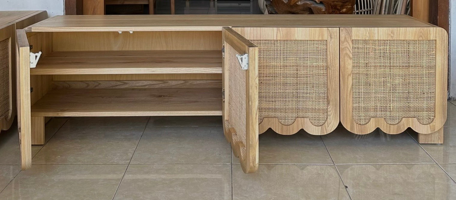 Swell Entertainment Unit