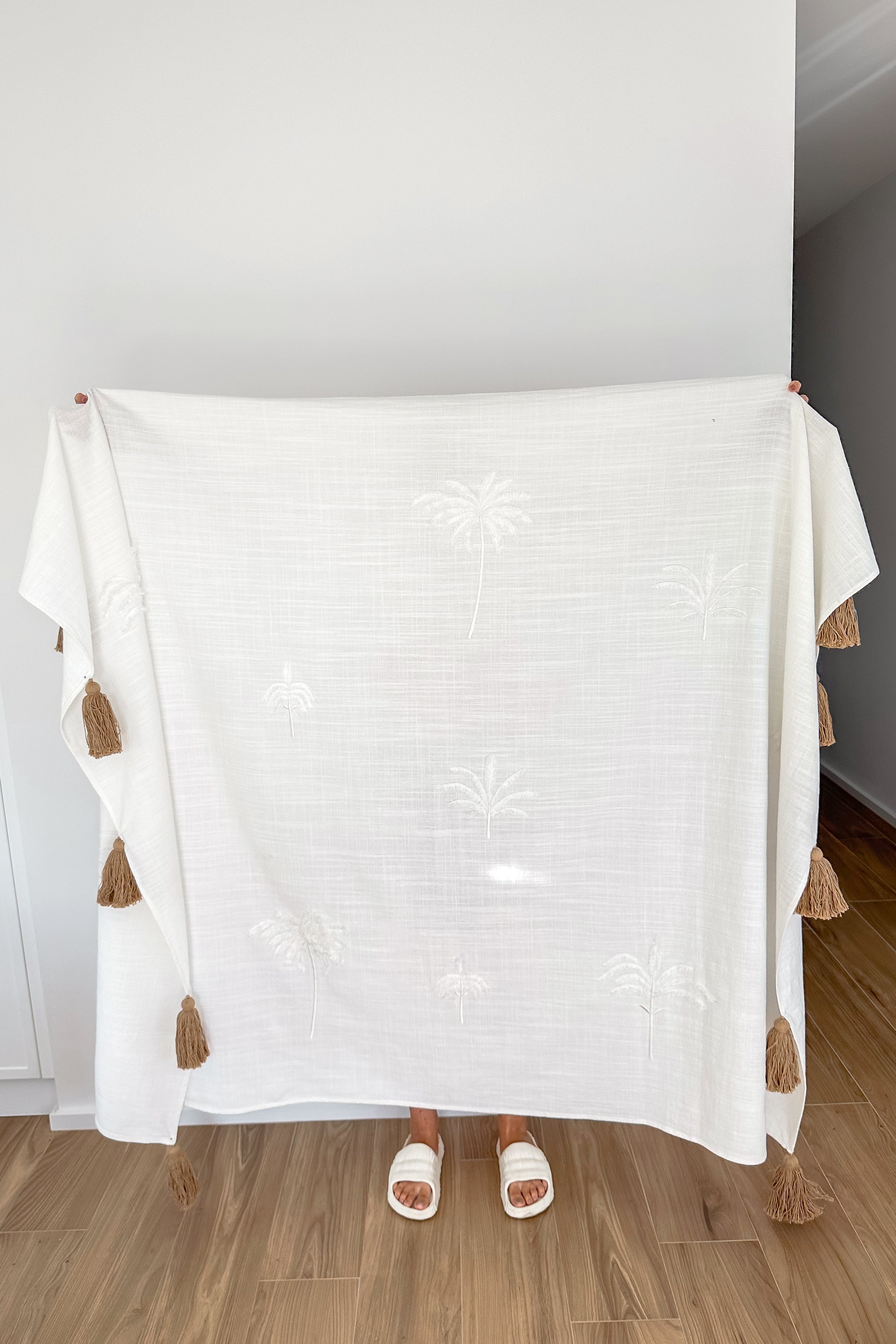 White Palm Linen Throw